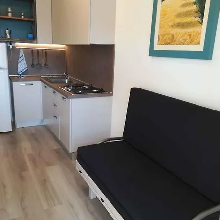 Apartment In 34130 *
